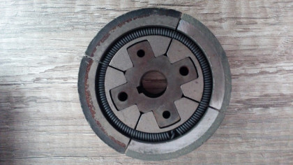 Odstředivá spojka pro dusadla(pěchy) 78.50MM