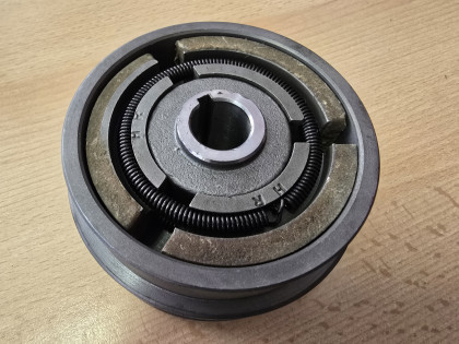 Odstředivá spojka pro vibrační desky 115mm